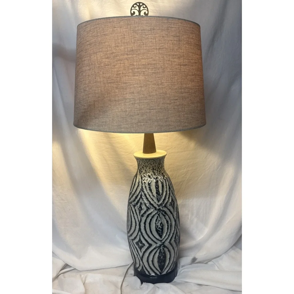 VTG MCM Pottery Lamp Geometric Textured Blue Black White Groovy Design Wood Neck